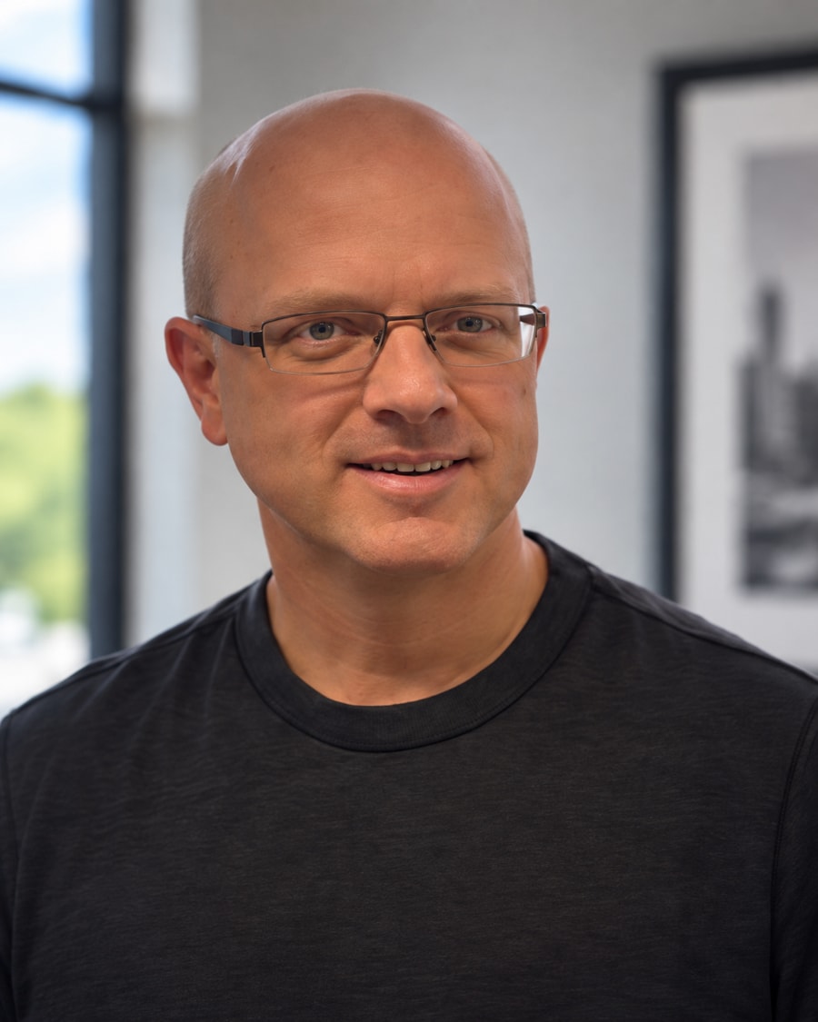 Randy Cunningham, Chief Operating Officer